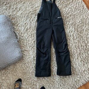 Boys kids Medium Black Snow Bib Overalls snow pants  gently used
